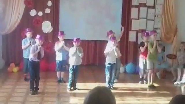 Подарок маме на 8 марта смотреть онлайн