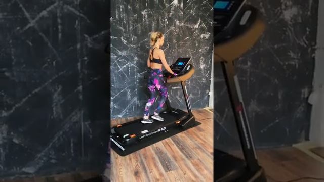 Koenigsmann Model C1.0 Limited Edition смотреть онлайн