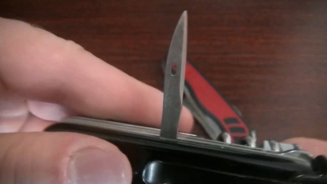 Почему не стоит покупать швейцарские ножи Victorinox?! смотреть онлайн