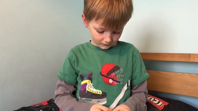 UNBOXING ROBLOX TOYS SERIES 1 смотреть онлайн