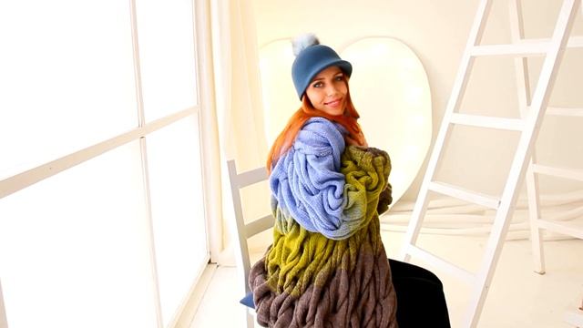 7 весенних образов из вязаной одежды и шляп смотреть онлайн