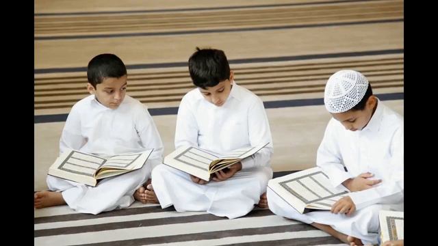 Пусть благословит нас Бог книгой Корана, через Суру Аль-Фатихи. смотреть онлайн