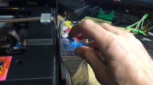 Epson TX 409 самостоятельное обслуживание и ремонт принтер не печатает или печатает с полосами