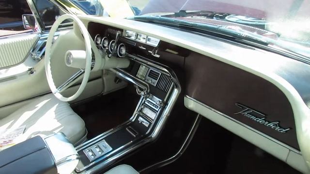 1965 Ford Thunderbird смотреть онлайн