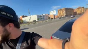 Ахмед жестко исполняет на своей BMW m5f90.