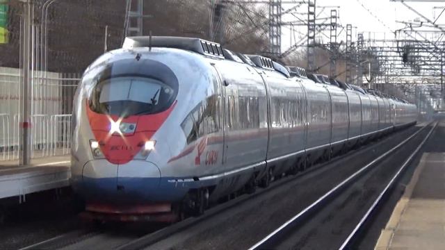 Скоростные электропоезда ЭВС1-13 + ЭВС1-06 "Сапсан" №765 "Санкт Петербург - Москва" смотреть онлайн
