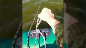 По вашим просьбам. Как быстро, надёжно и просто привязать якорь к лодке?