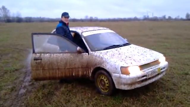 Грязный Toyota Starlet после покатушек.mp4 смотреть онлайн