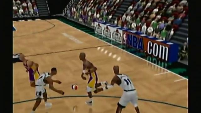 NBA Courtside 2 Featuring Kobe Bryant (Nintendo 64) Game Play смотреть онлайн