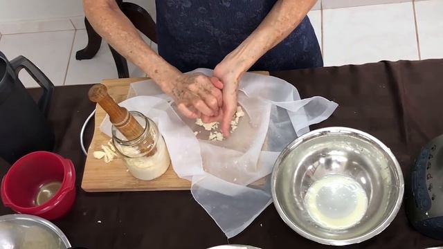 MANDIOCA FERMENTADA - PUBA OU CARIMÃ - BIOMASSA DE MANDIOCA смотреть онлайн
