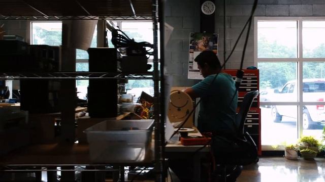 MOJOTONE BUILD. MODIFY. REPAIR. смотреть онлайн