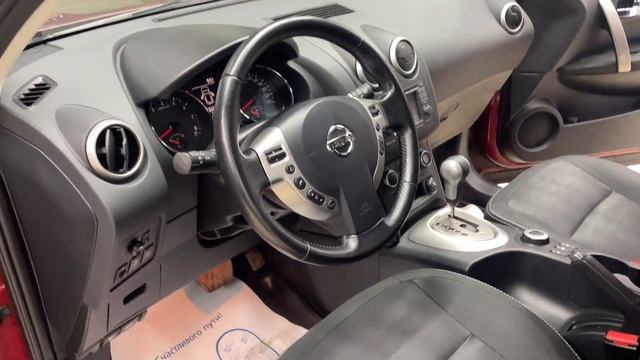 Nissan Qashqai CVT 4wd 2013 год