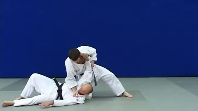 Сэои - отоши. Вариант 1. Бросок через спину (плечо) с колен. seoi otoshi смотреть онлайн