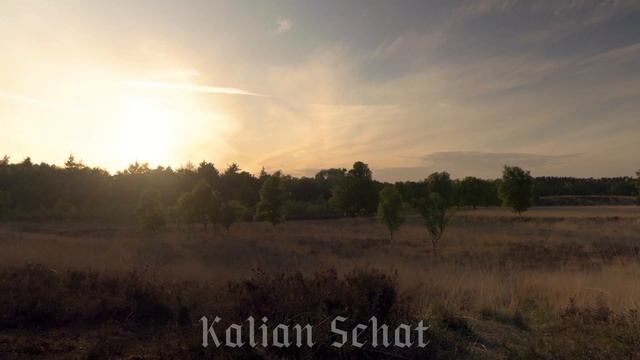 natural beauty for relaxation with traditional music typical of West Java, Indonesia смотреть онлайн