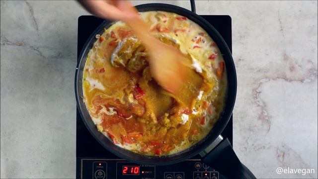 1-Pot Indian Pumpkin CURRY - You'll Never Believe It's Vegan! смотреть онлайн