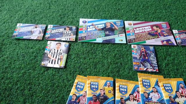 Panini Fifa 365 2022!Unboxing!Pojedynek 2 blisterkòw XXL, polski kontra holenderski!🙂⚽️ смотреть онлайн