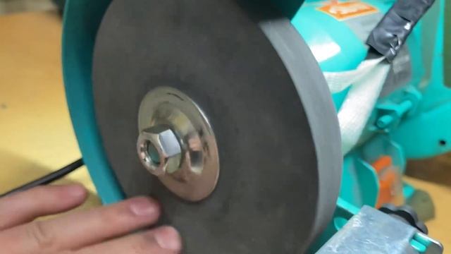 Где купить красный вулканитовый круг A180 M RMPT 2 E106 177C смотреть онлайн