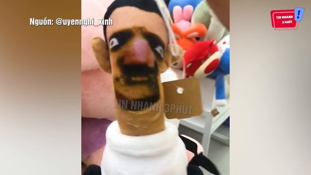 Vào tiệm mua gấu bông, cô gái 'NGHE NHỨC CÁI ĐẦU' khi thấy gương mặt 'THÂN QUEN' | Tin Nhanh 3 Phút смотреть онлайн