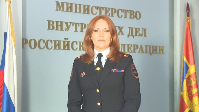 Комментарий. Полицейскими задержаны подозреваемые в совершении мошенничества на сумму более 30 ми.. смотреть онлайн