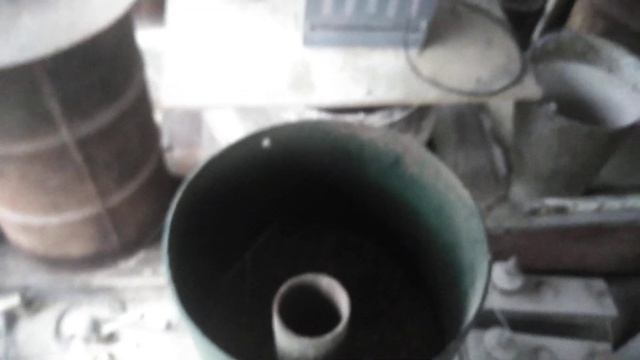 Самодельная зернодробилка. 5,5киловат 2850оборотов.220вольт.