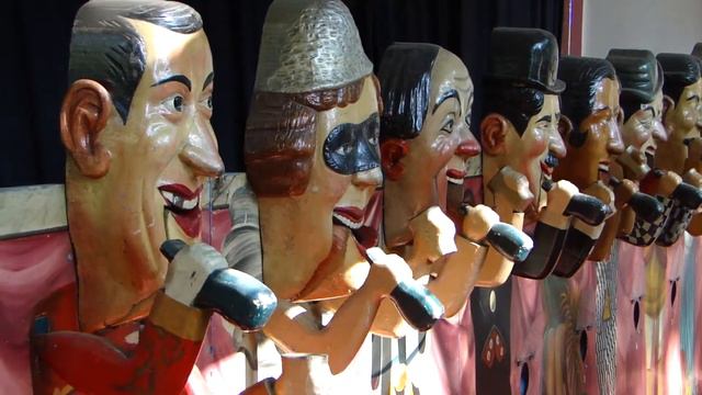 Music-Hall Ball Guzzler смотреть онлайн