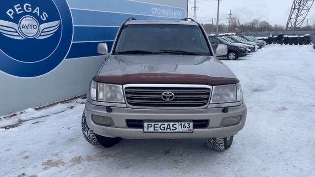 TOYOTA LAND CRUISER 100, 2003, серебристый, 1 750 000 руб.