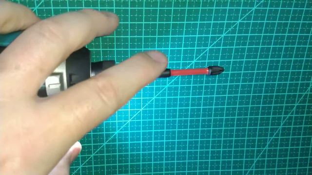 Impact Phillips Power Bit Milwaukee Shockwave Impact Duty 48-32-4562 Wobbling (crooked) смотреть онлайн