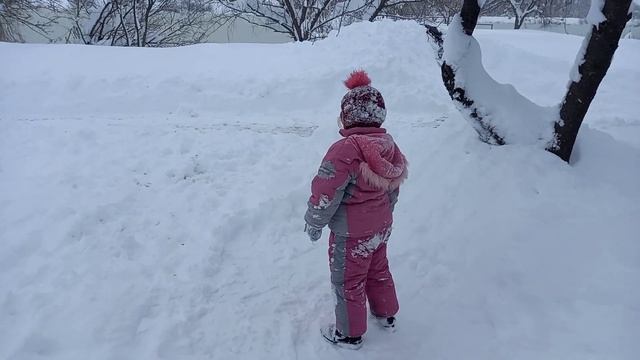 Замурованны и оторваны от мира❄??Ура и на нашей улице праздник?Снег в Краснодарском крае.МЫ ТРУДЯЖК смотреть онлайн