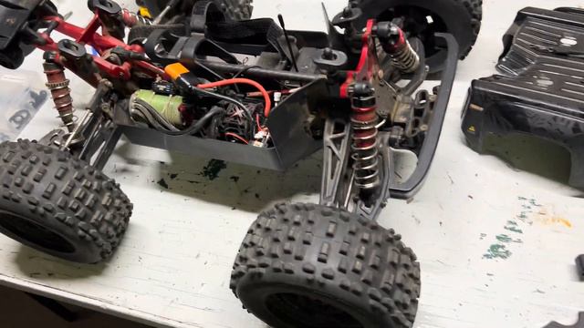 ARRMA OUTCAST 6S EXB RC CAR UPDATE!! M2C RACING UPGRADES! RPM UPGRADES CASTLE MAMBA MONSTER X 6S смотреть онлайн