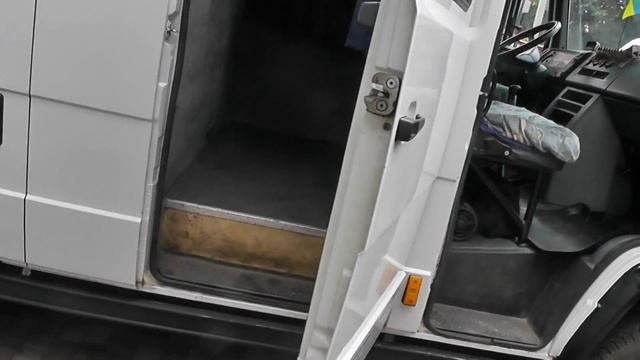 Mercedes-Benz Vario смотреть онлайн
