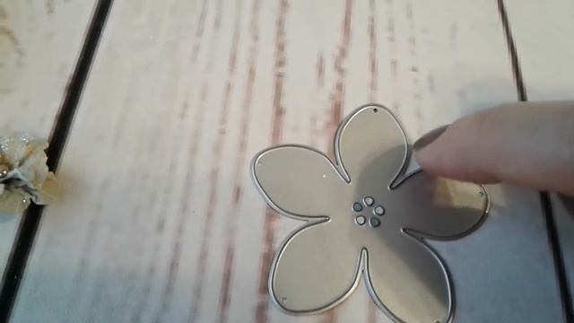 Обзор цветов ручной работы при помощи ножа с Алиэкспресс.И плюсом еще два ножа . смотреть онлайн