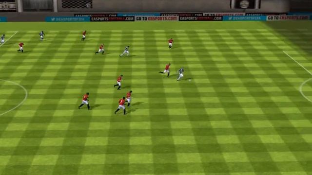 Выход к воротам FIFA 13 iPhone/iPad - Juventus vs. Manchester Utd смотреть онлайн