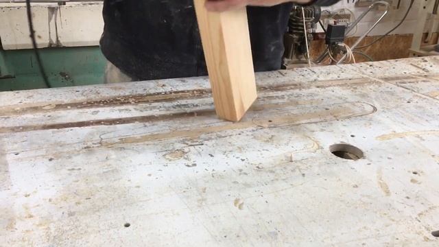 Фрезеровка без сколов. Меняем плоскости для работы фрезера. смотреть онлайн