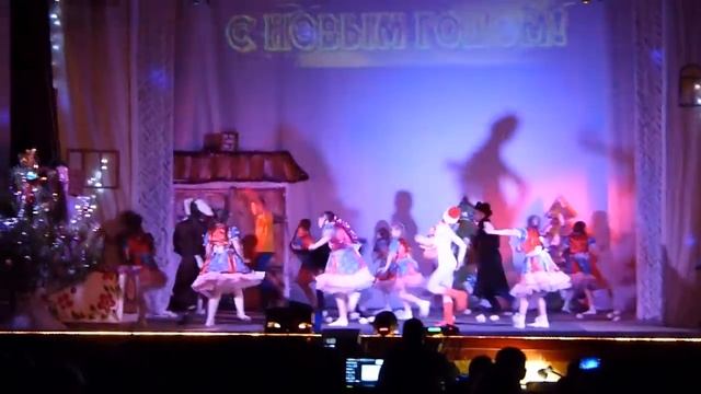 Новогодний утренник 2018 Республиканский Дворец Культуры (ДК Железнодорожников) смотреть онлайн