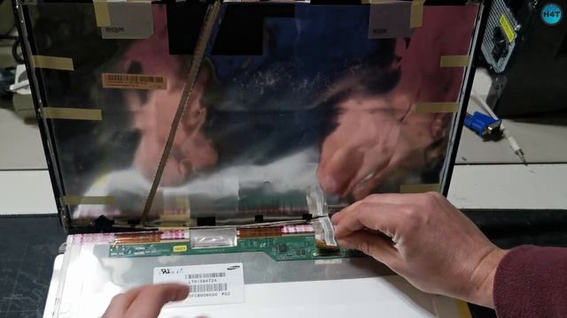 ASUS X53S sostituzione Display replacement смотреть онлайн