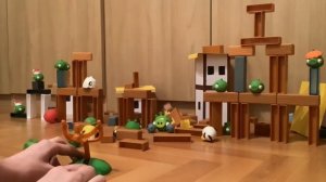 Angry Birds Mattel - Destroying Pig City