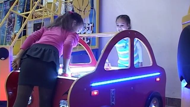 Аэрохоккей детский "Машинка" смотреть онлайн