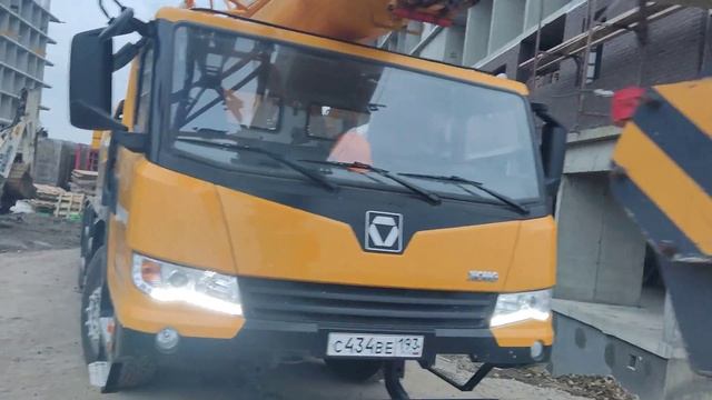 Китайцы Xcmg xct_25 и Xcmg xct_30 утренний обход. смотреть онлайн