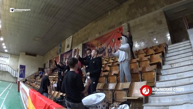 Фанатская поддержка СК «Бахчисарай» на матче с «Винницким» (9:4). ПАРК Лига Крыма-2023/24 смотреть онлайн