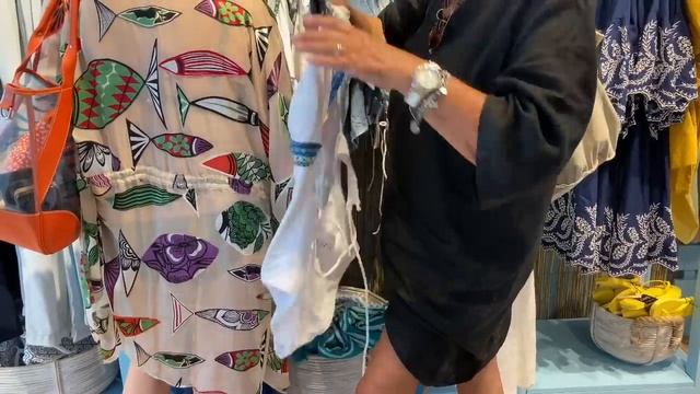 Как одеваться на море, Италия смотреть онлайн