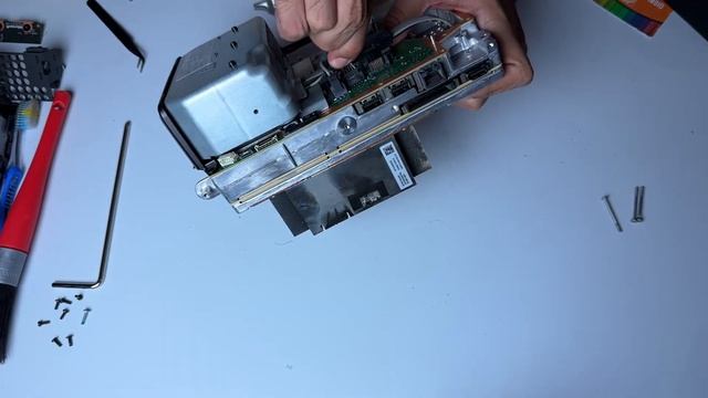Problemas de calentamiento en XBOX Series X. Cambio de pasta térmica. смотреть онлайн