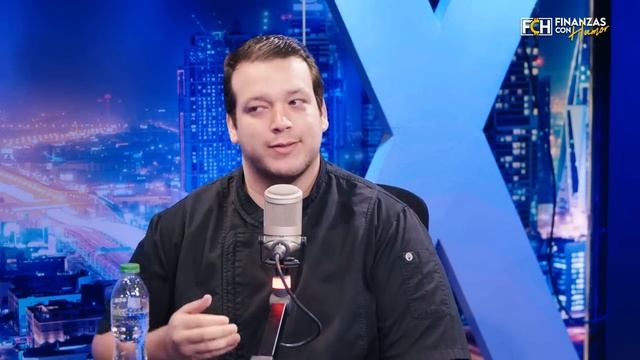 EQUIPO DE GENERACIÓN ALOFOKE DESGUSTANDO LA MEJOR HAMBURGUESA: CHEF ALBERTO JIMÉNEZ смотреть онлайн