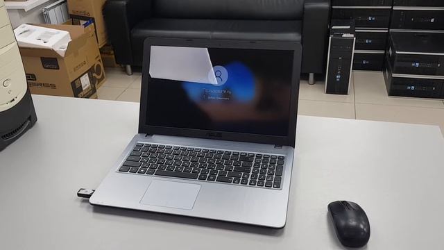 Pentium N3700 (4*1.6) / 4Gb / 1Gb GeForce 810M / SSD 120Gb / DVD-RW / Wi-Fi / Web Cam / TFT 15.6" смотреть онлайн