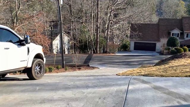 Steep Driveway Challenges смотреть онлайн