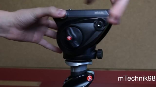 Manfrotto MVH500AH Fluid Head - Unboxing German смотреть онлайн