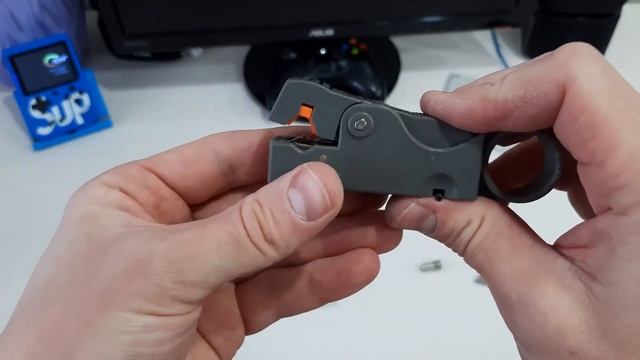 Зачистка ТВ кабеля | СТРИППЕР смотреть онлайн