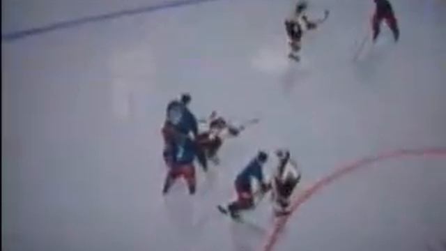 Wierd NHL 2001 Glitch смотреть онлайн