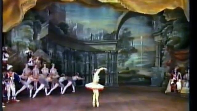 "Rose Adagio" SLEEPING BEAUTY (Margot Fonteyn) смотреть онлайн