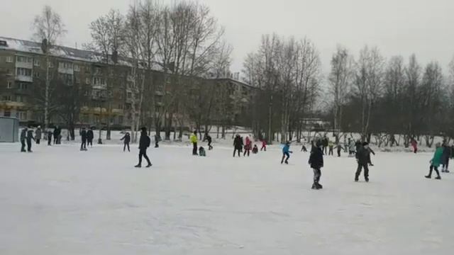 ЛЫСЬВА СЕГОДНЯ - Live: Открытие катка в п. Орджоникидзе ✨⛸ | 23.11.2019 г. смотреть онлайн