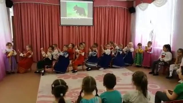 Ансамбль Ложкарей смотреть онлайн